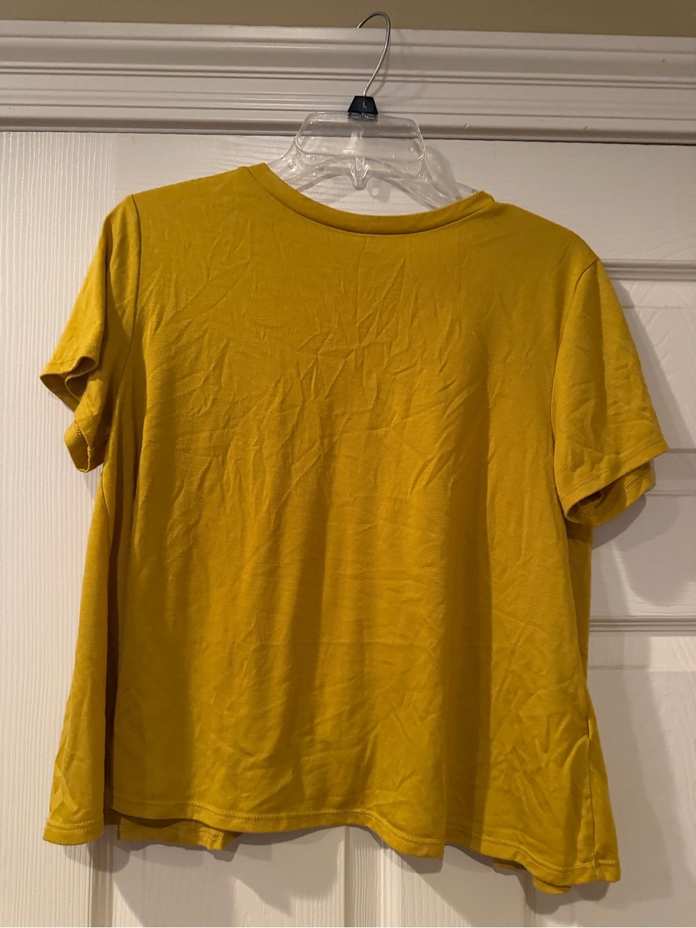 Old Navy Women's Short Sleeve Tee in Mustard Yellow